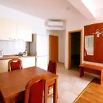 Riva Beachfront No.1 * Podgora (Split-Dalmatia)
