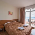 Apartment Riva Beachfront No.1 *