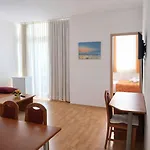 Riva Beachfront No.1 Apartment Podgora (Split-Dalmatia)