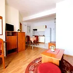Riva Beachfront No.1 * Podgora (Split-Dalmatia)