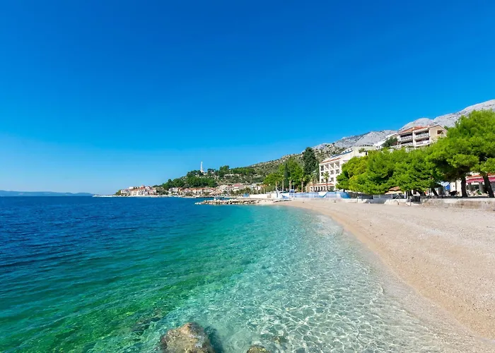 شقة Riva Beachfront No.1 بودغورا