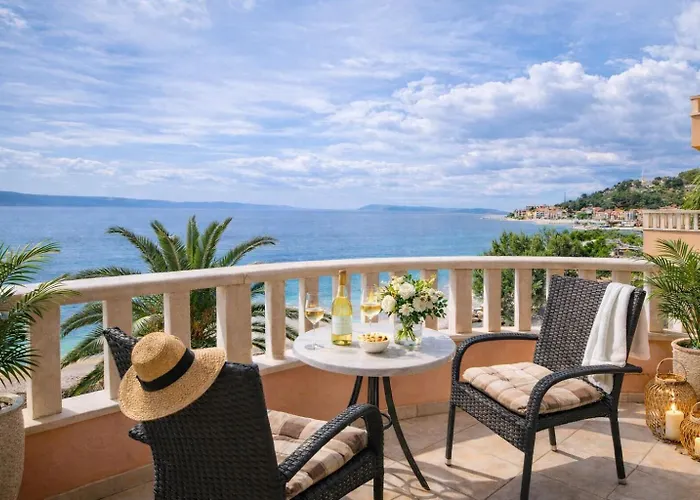 Riva Beachfront No.1 بودغورا