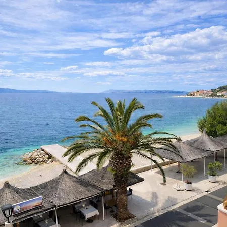Riva Beachfront No.1 פודגורה