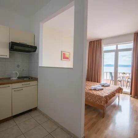 Riva Beachfront No.1