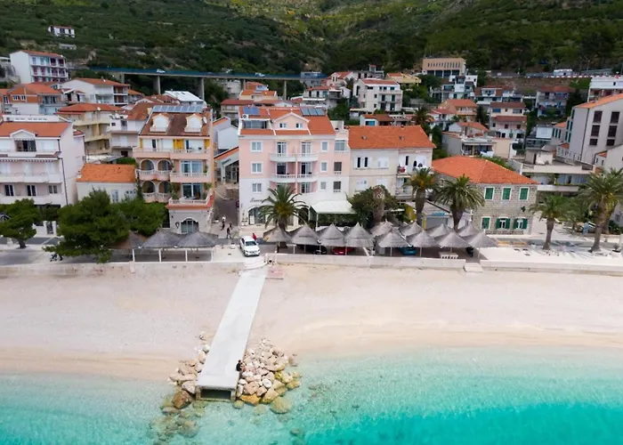 Apartment Riva Beachfront No.1