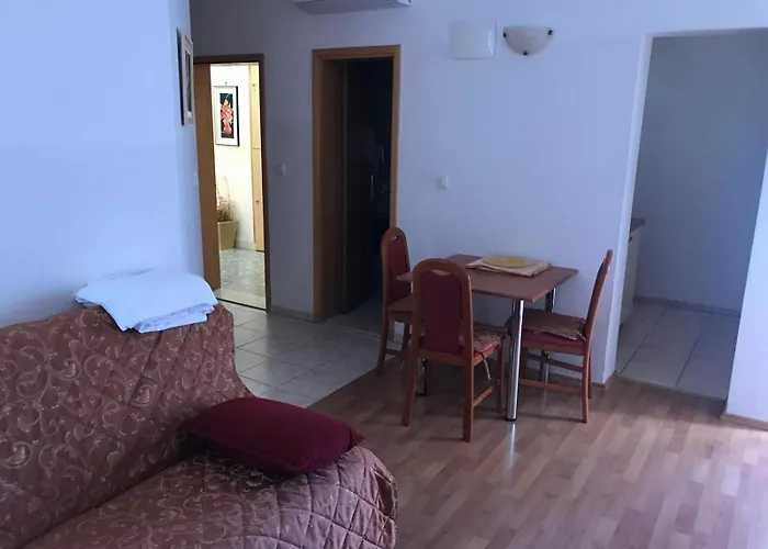 Riva Beachfront No.1 * Podgora (Split-Dalmatia)