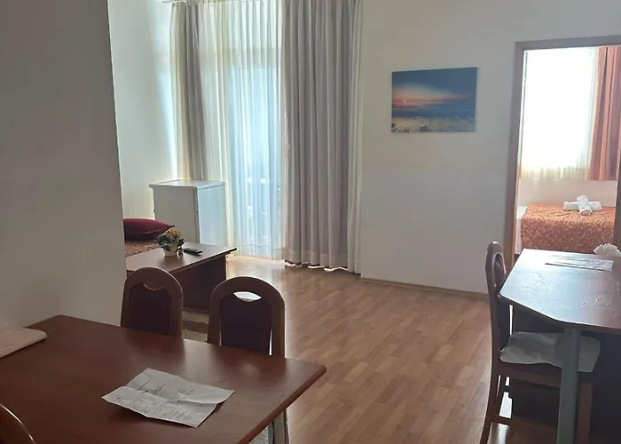 Riva Beachfront No.1 Apartment Podgora (Split-Dalmatia)