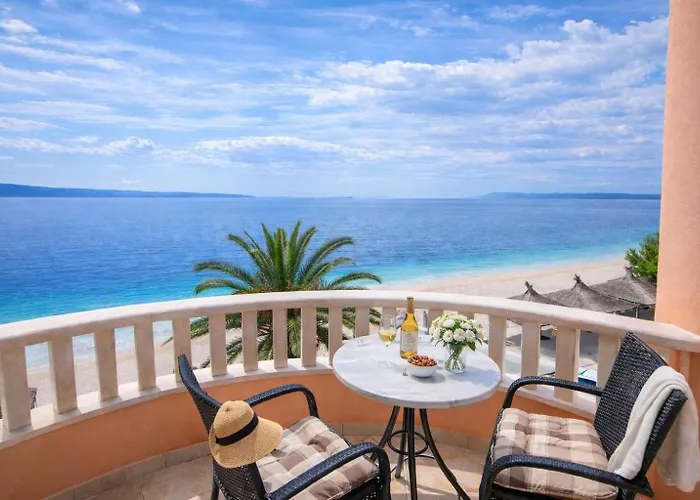 Riva Beachfront No.1 Apartment *