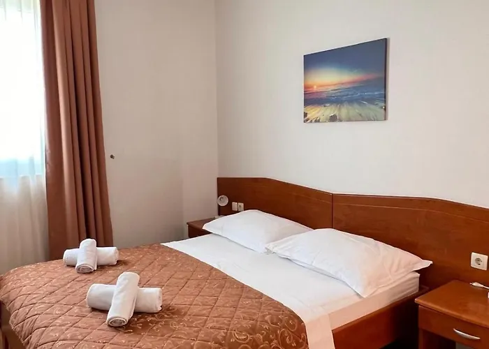 Riva Beachfront No.1 Apartment